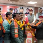 नगरपालिका अध्यक्ष एवं पूर्व जि.पं. अध्यक्ष ब्लॉक प्रमुख समेत सैकड़ों जनप्रतिनिधियों ने ली भाजपा की सदस्यता