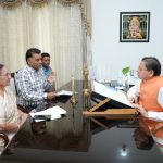 विधायक सविता कपूर के नेतृत्व में प्रतिनिधिमंडल से सीएम से की भेंट