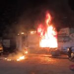 ई-रिक्शा शोरूम में लगी आग, सारा सामान जलकर राख