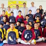 रोटरी क्लब मसूरी ने 30 विद्यार्थियों को स्कूल बैग वितरित किए